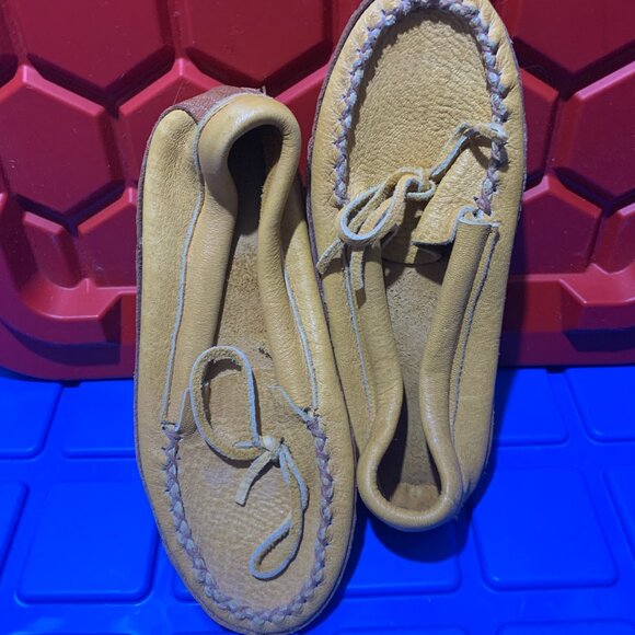 VINTAGE HIDES IN HAND LEATHER HOUSE SHOES SIZE 10 - Picture 3 of 10